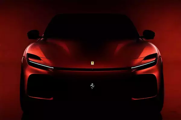 「フェラーリよ、お前もか！」　「プロサングエ」に「ロータス・エレトレ」誕生でスーパーSUVが超激戦区に