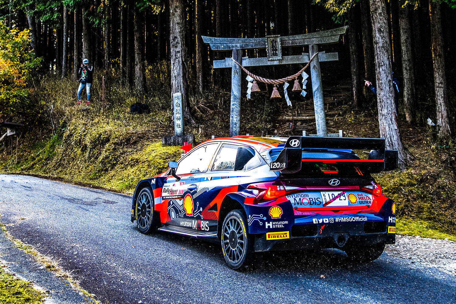 ラリージャパンの足もとを支えた「ピレリ」！　持ち込む本数も技術力も想像の斜め上だった