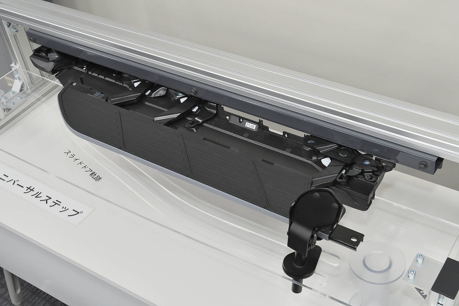 【試乗】新型ノアヴォクに乗ったら気になったのはオラ顔だけ！　世界最高のミニバンと思える走りと装備をリポートする