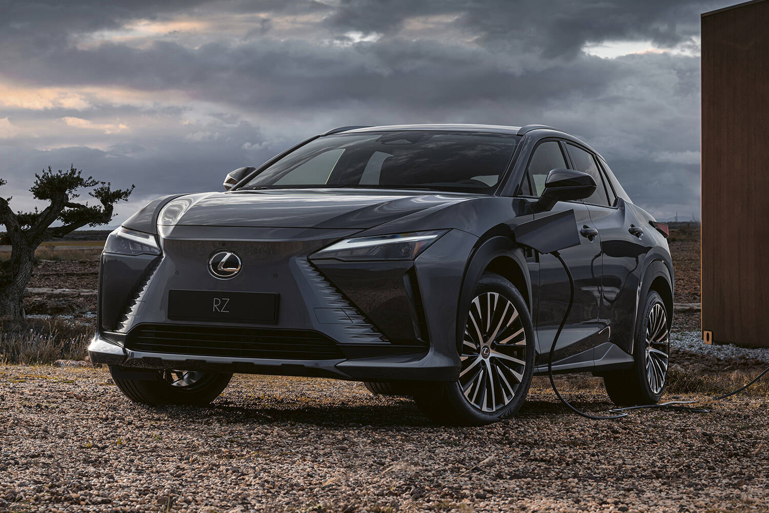 エンジンが消える「Ｘデー」はいつ？　100%カーボンニュートラルの時期を自動車メーカーごとに探った