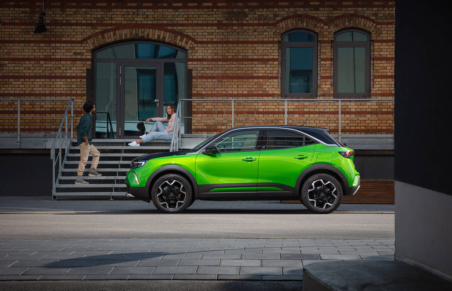 目下「モッカ」の注目度が急上昇！　オペルの日本再上陸で「貯金必至」のSUVの正体とは