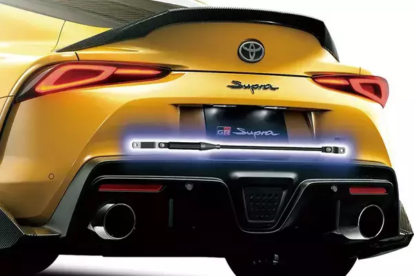 「皆が絶賛する超優れモノの「アフターパーツ」！　いいのがわかってるのにナゼ新車に純正採用されないのか？」の画像