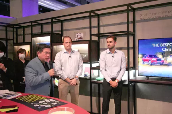 「最高級ロールス・ロイスのなかでもトップに位置するファントム！　マイナーチェンジしたシリーズIIの世界感に圧倒されっぱなし」の画像