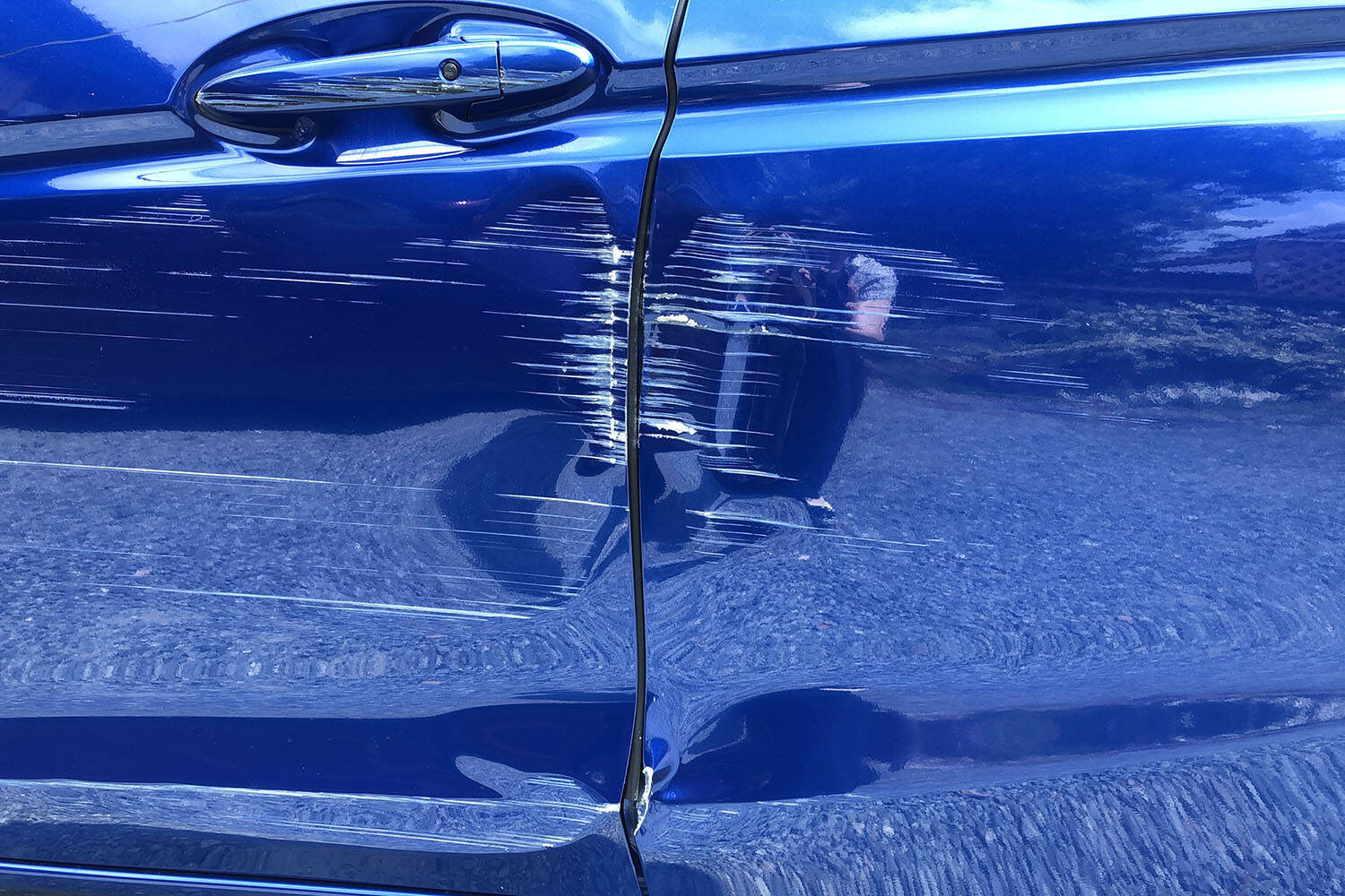 「ガリッ！」やっちまった……のあとはどうする？　クルマには「放置してもいいキズ」「すぐに直すべきキズ」があった