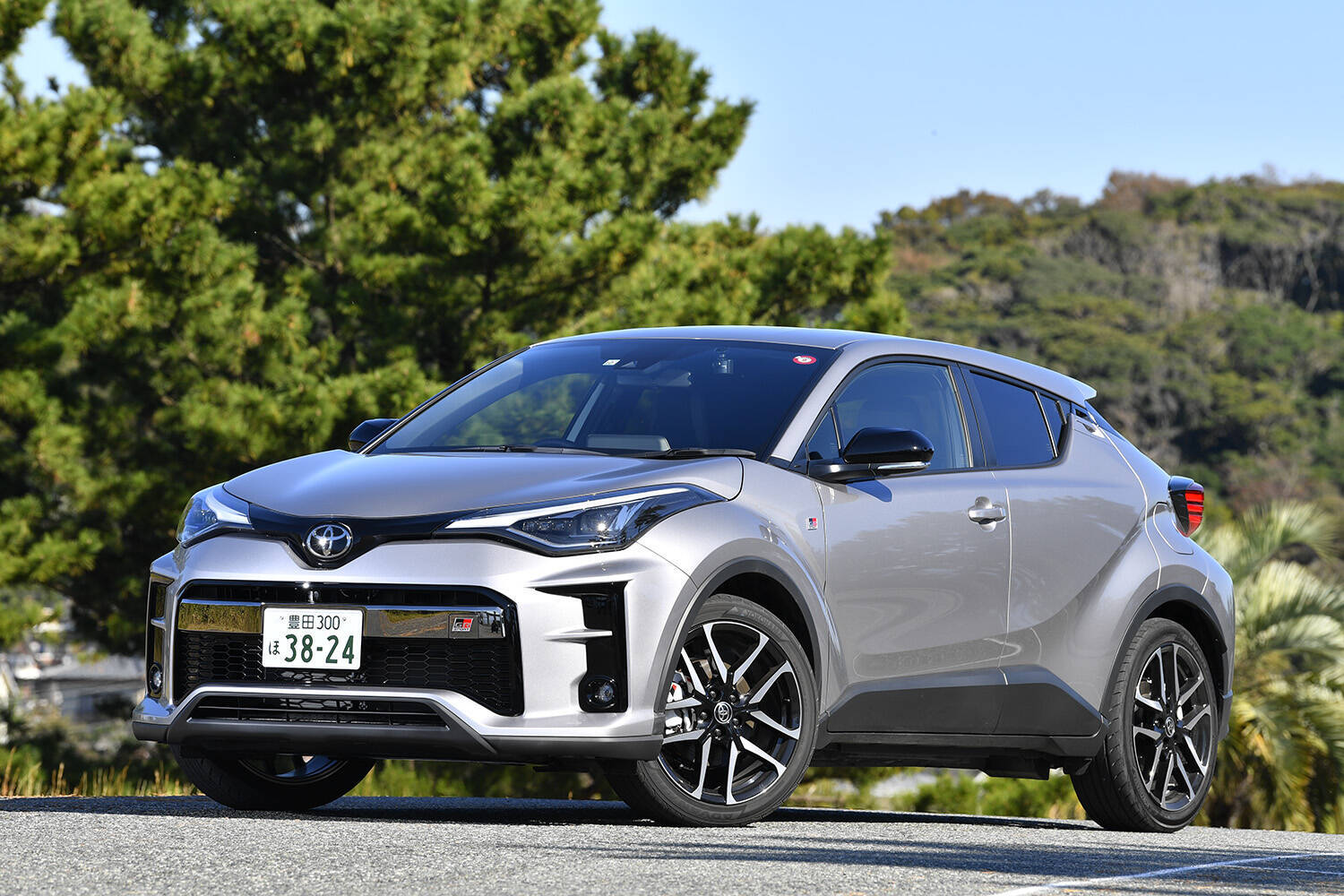 クルマへの愛着マシマシは確実！　「知らずに乗るなかれ」の車名やグレード名に使われるアルファベットの意味