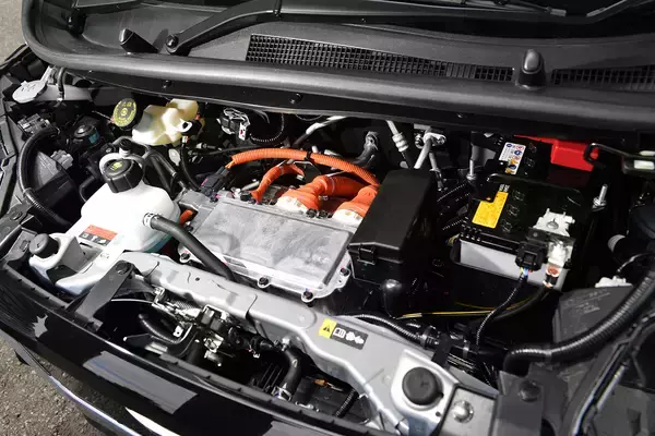 「EVの普及には「ワクワク感」が必要!?　いま人気の「軽EV」に感じる一抹の不安」の画像