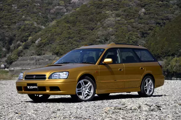 「日本のワゴンといえば永久に「レガシィ」がナンバーワン！　偉大すぎる歴代モデルを一気に振り返ってみた」の画像