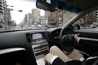 毎日のように走り回っても「上手くなる」とは限らない！　プロレーシングドライバーが教える「運転下手」に欠けている能力とは