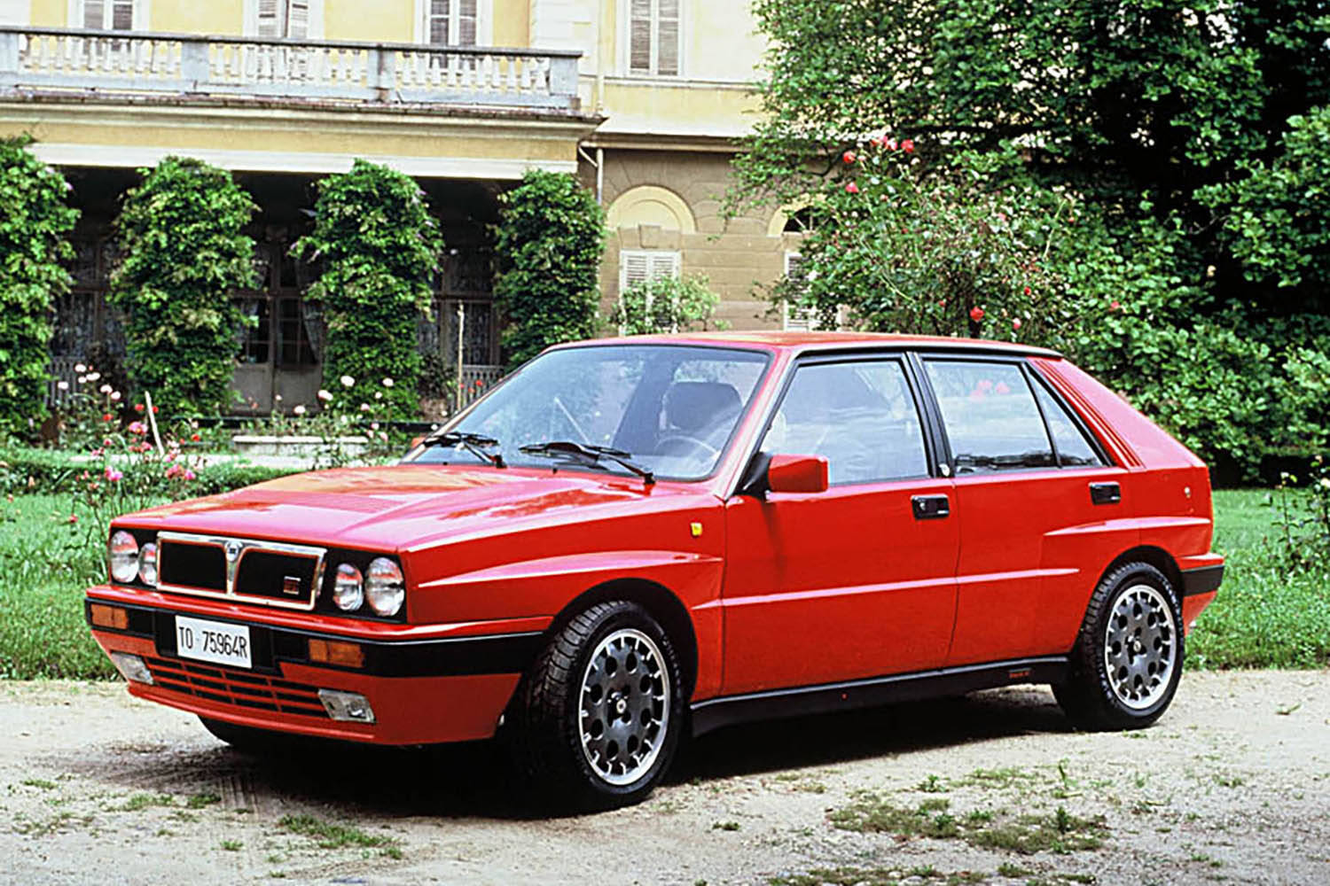 鉄道のJRがボルボ！　マツダがシトロエン！　スズキがプジョー！　ちょっと前までカオス状態だった日本の輸入車販売網