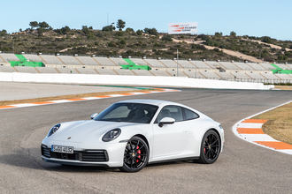 笑っちゃうほど使えない……けどそれがいい！　クルマの概念をぶち破る「実用性」度外視のモデル３台