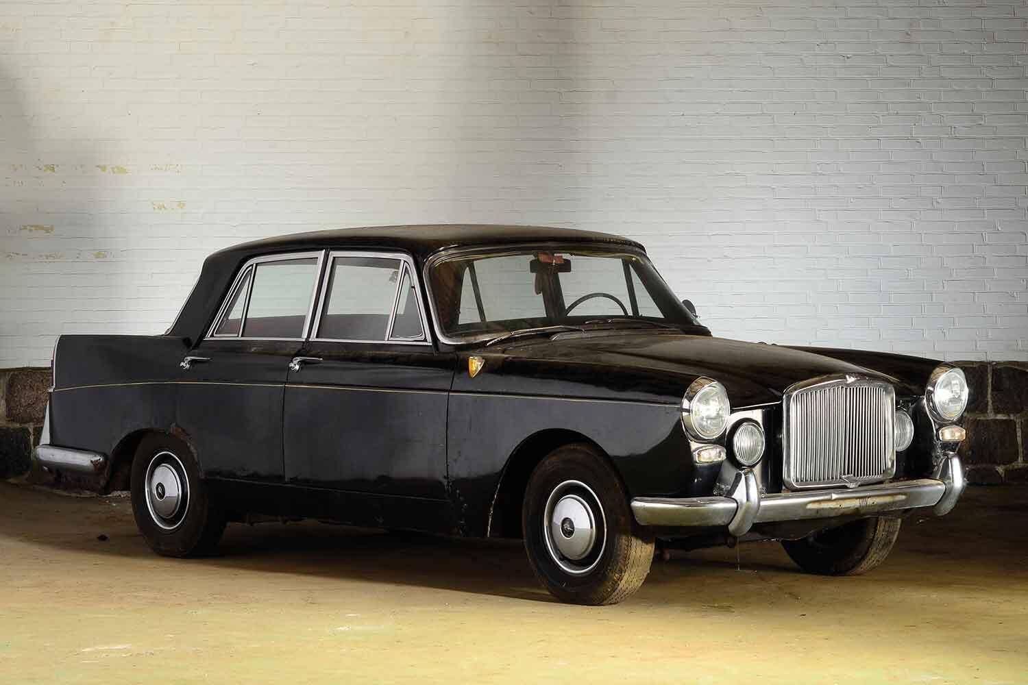 小さな高級車」と言われるクルマは数あれど本物は 「バンデン・プラ 