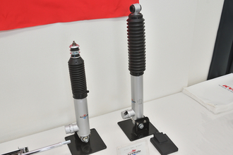 スマホひとつで減衰力調整が自由自在！　シーンに合わせて自動減衰調整も可能な超ハイテク足「アクトライド」が凄い!!