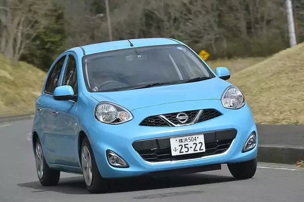 「10年以上モデルチェンジなしは消滅の危機だった！　売れなくてもヤメられない「ご長寿グルマ」の悩み」の画像