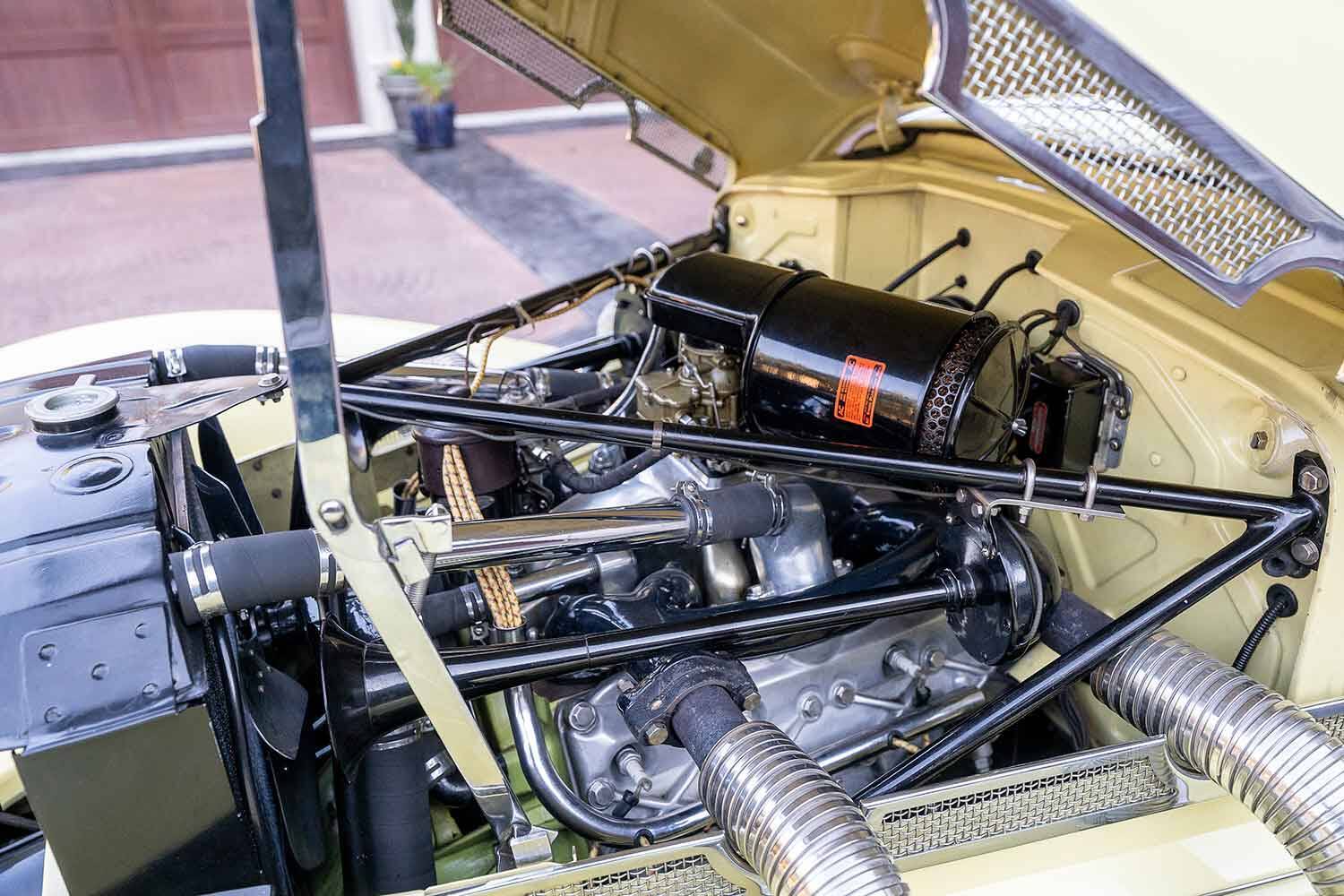 日本が木炭自動車の時代にリトラだと!?　しかも「ミッドシップフロント駆動」のコード810って何もの？