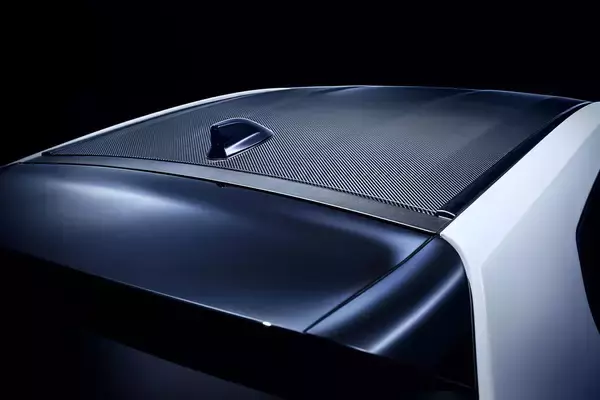 「コスト以外にも理由があった！　軽くて丈夫な最高の素材「カーボンボディ」や「カーボンパーツ」がいつまでも普通のクルマに採用されない理由」の画像