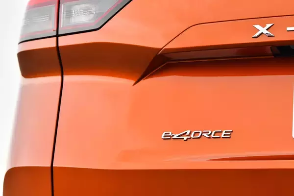 「EVもいいけどHVを忘れちゃいかん！　2022-2023COTY10ベストのハイブリッド車４台の進化っぷりがヤバい」の画像