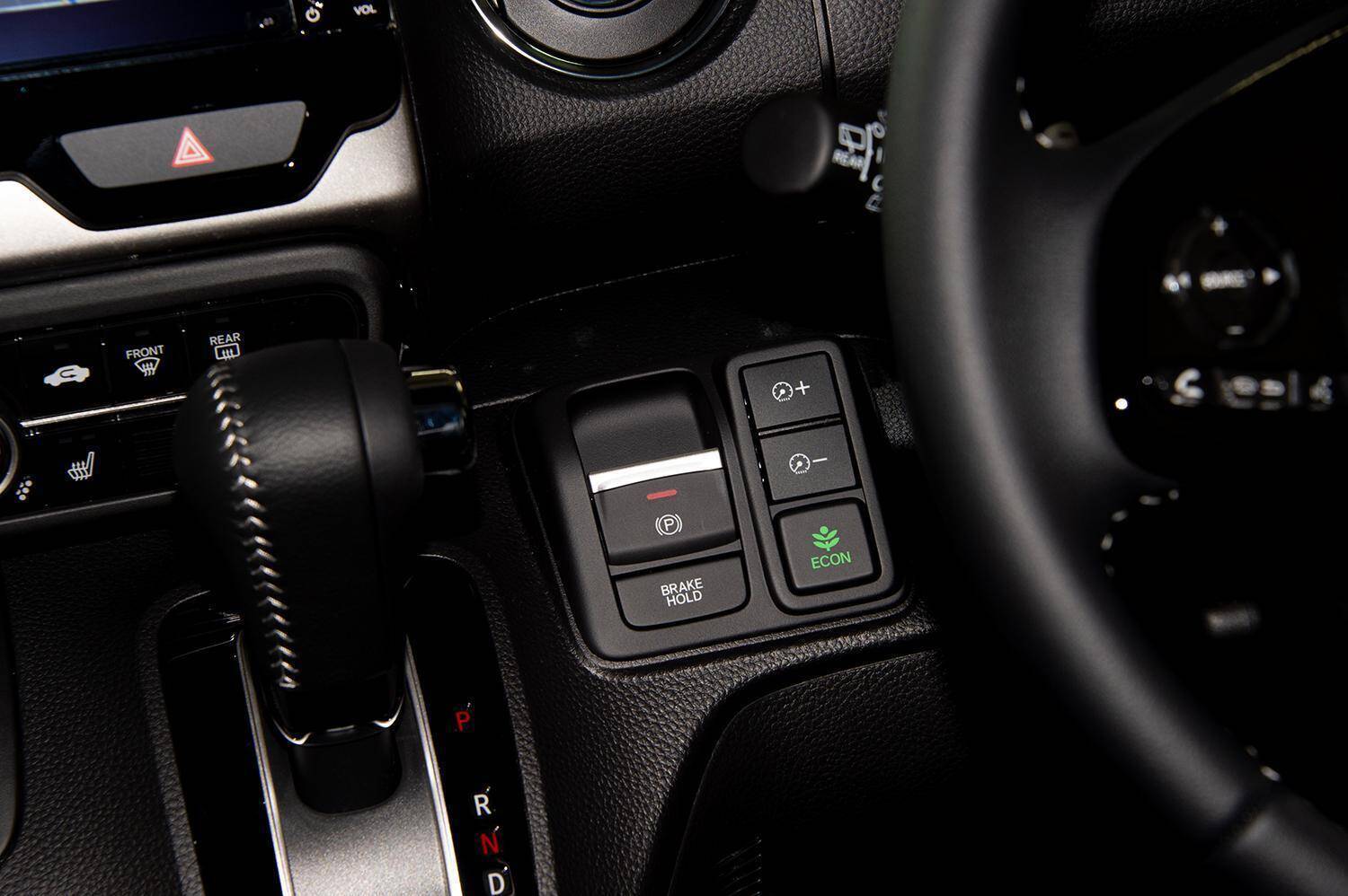 ユーザーの「目利き」が試される！　「自動ブレーキ」「ACC」などの最新装備は車種によって大きな差