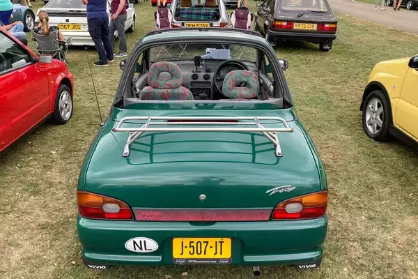 「ニッポンの「かわいい文化」は偉大！　キュン死不可避のキュート沼な国産車５台」の画像