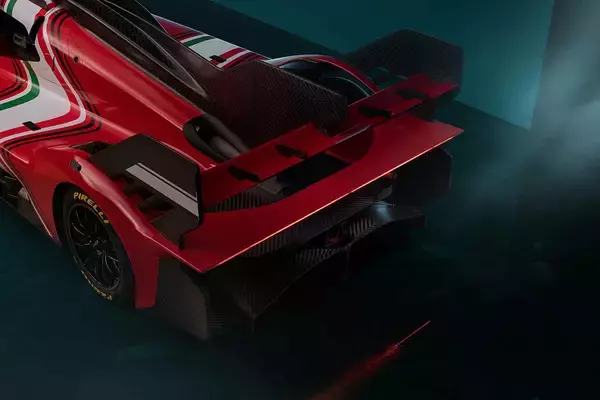 「公道走行不可！　出られるレースもなし！　サーキットで楽しむしかない１人乗りフェラーリ「499Pモディフィカータ」は究極の贅沢だった」の画像