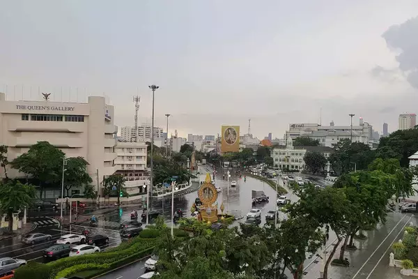 １年中高温多湿で道路が冠水するような大雨も降る！　クルマに過酷なタイなのに美しい旧車だらけなワケ