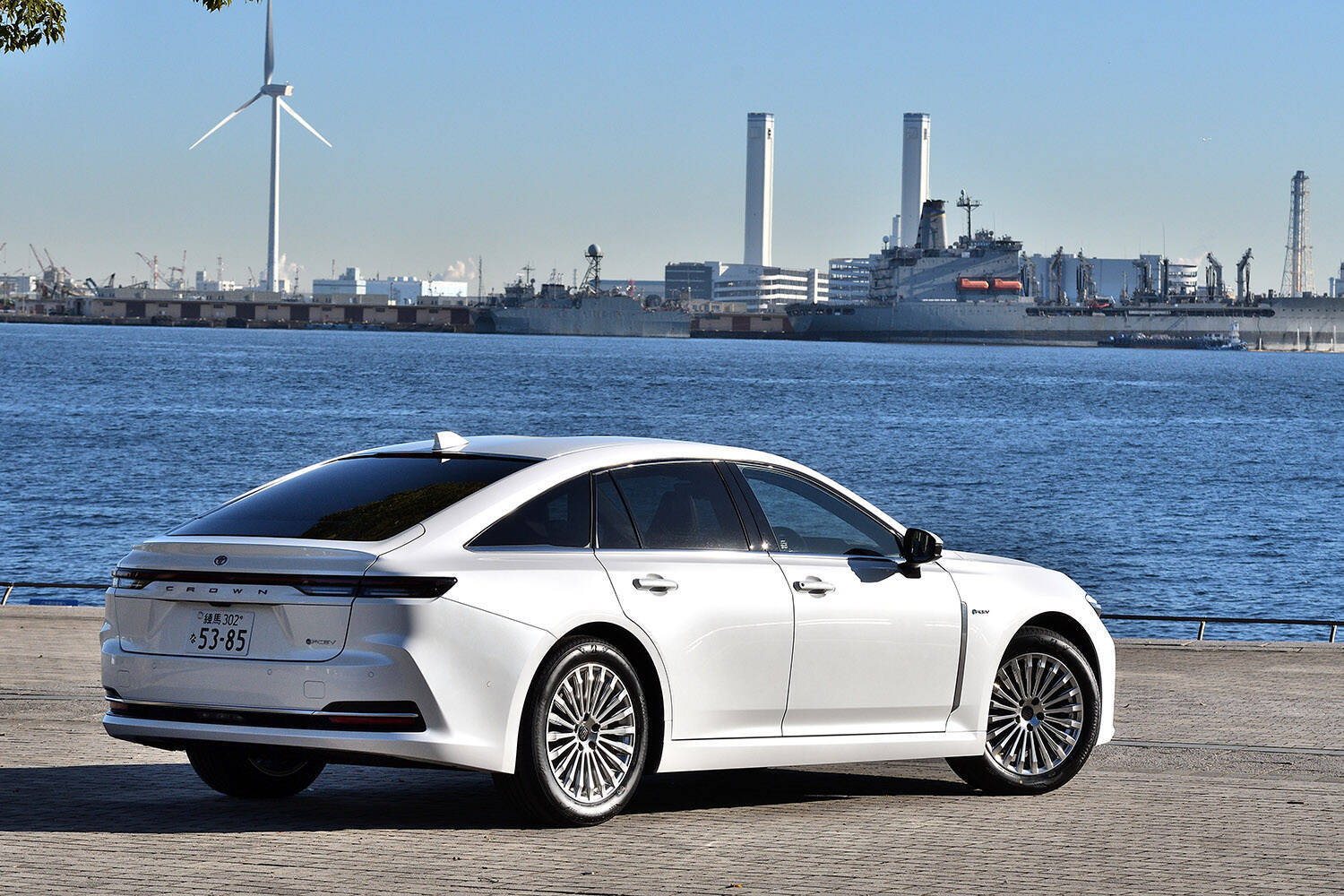 【試乗】同じ「クラウン」でもまったくキャラが違う！　従来のファンを感動させる「セダン」の乗り味と新しさを感じさせる「スポーツ」