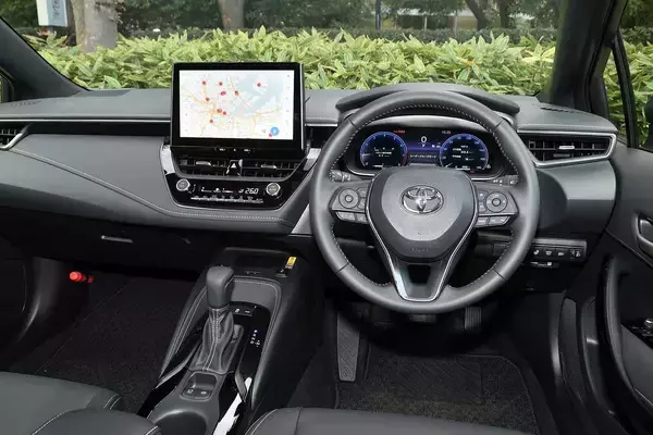 買い集めた大量のCDはどうすりゃいい？　最新のカローラを買ったら「CD」再生機能がなかった