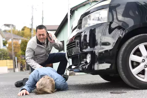 「ぶつかってないけど事故の原因は明らかにアイツ……な誘因事故は泣き寝入りする必要ナシ！　ただしドラレコは必須だった」の画像