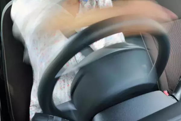 「ぶつかってないけど事故の原因は明らかにアイツ……な誘因事故は泣き寝入りする必要ナシ！　ただしドラレコは必須だった」の画像