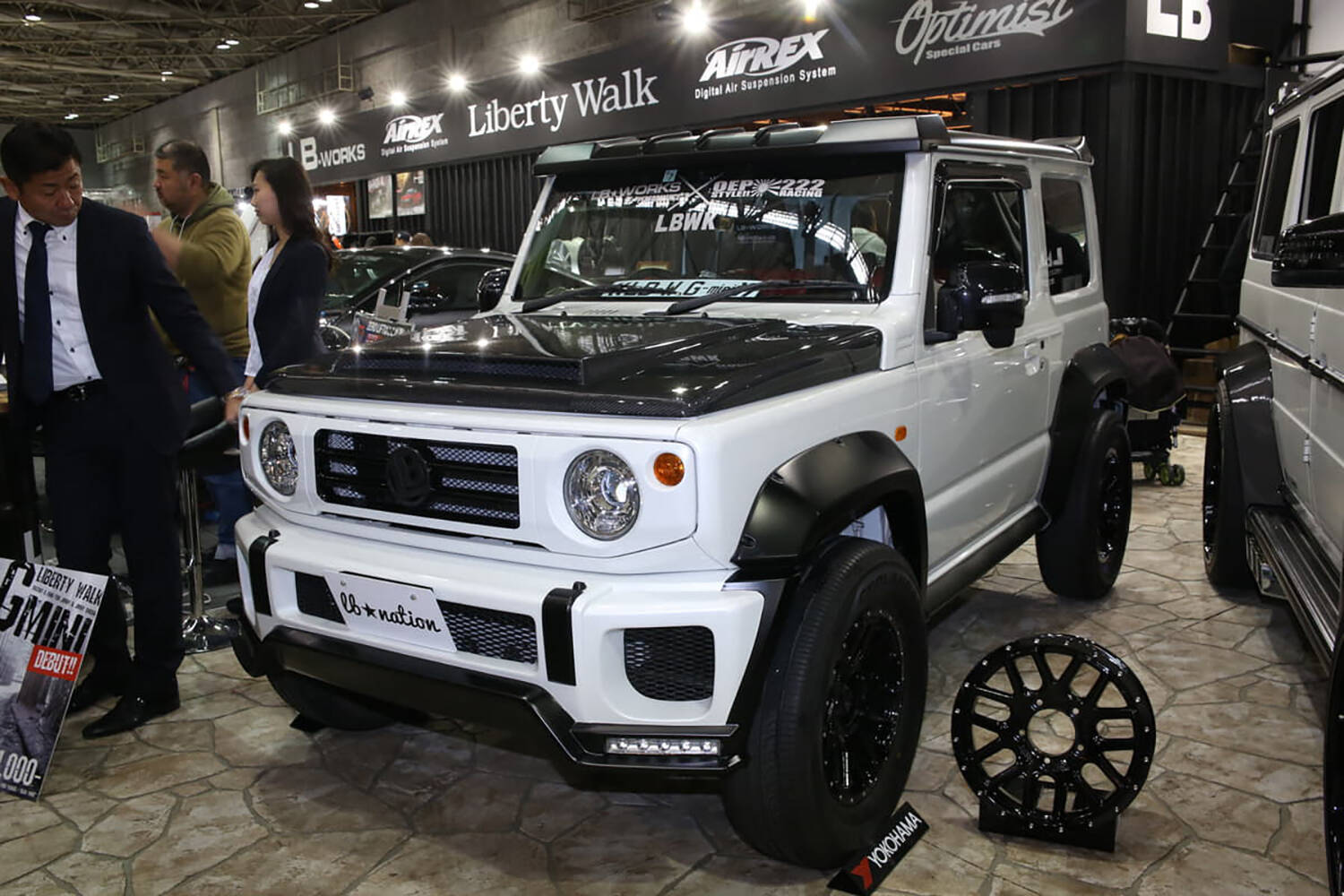 メーカー自らカスタムを推奨！　かつてマニアの趣味だった「クルマイジり」の敷居が下がっていた