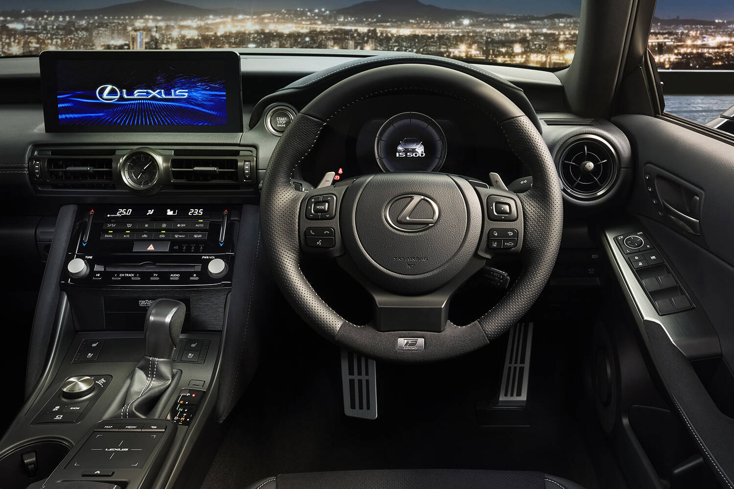 日本車最後の大排気量自然吸気エンジンのスポーツセダンかも！　レクサスIS500 “F SPORT Performance”と特別仕様車の価格を発表