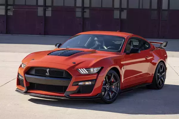 「そりゃないぜフォード！　日本から撤退して６年で「超イケてる」メーカーに変身してた」の画像