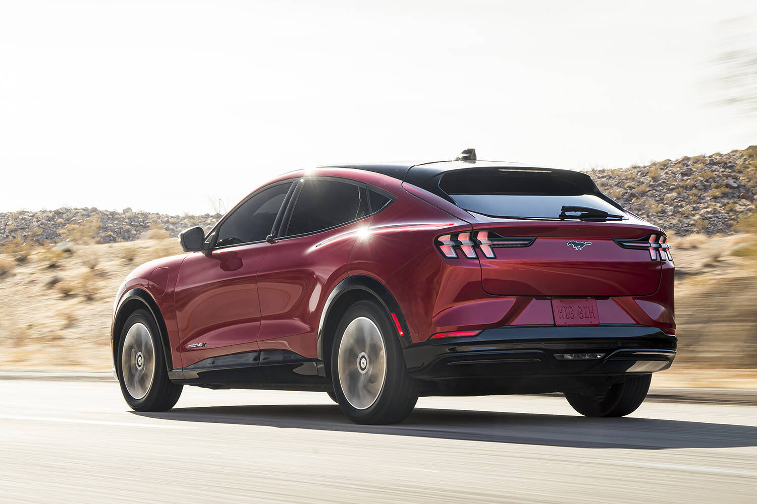 そりゃないぜフォード！　日本から撤退して６年で「超イケてる」メーカーに変身してた