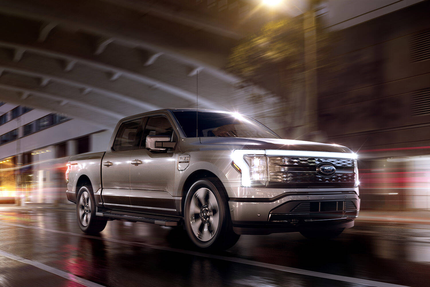 そりゃないぜフォード！　日本から撤退して６年で「超イケてる」メーカーに変身してた