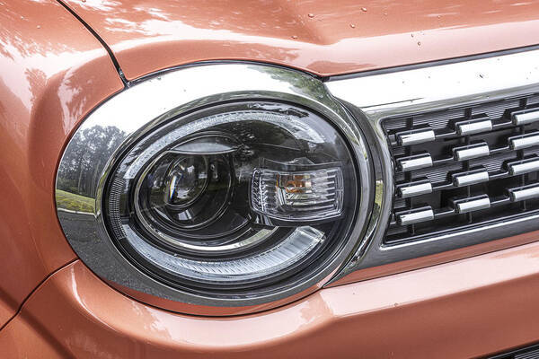 若者は 丸目 がお好き 昭和レトロブームにのって人気の 丸目ヘッドライト な現行車５選 22年10月11日 エキサイトニュース