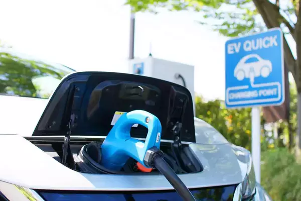 「電動化時代でも「６種類」が選び放題！　日本はクルマのパワーユニット天国だった」の画像