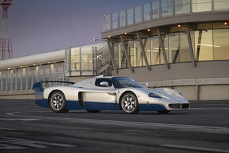 フェラーリとの強固な関係が生んだMC12！　ガワはマセラティ・中身はエンツォな激レアモデル【21世紀スーパーカーFILE #030】