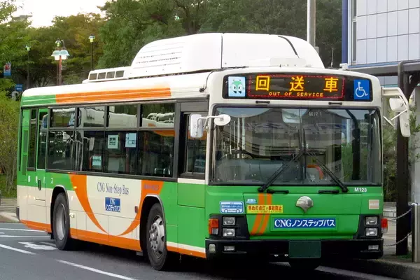 天然ガスなら燃やしても有害物質は少ない！　それでもバスやトラックのようにCNGの「乗用車」が登場しないワケ