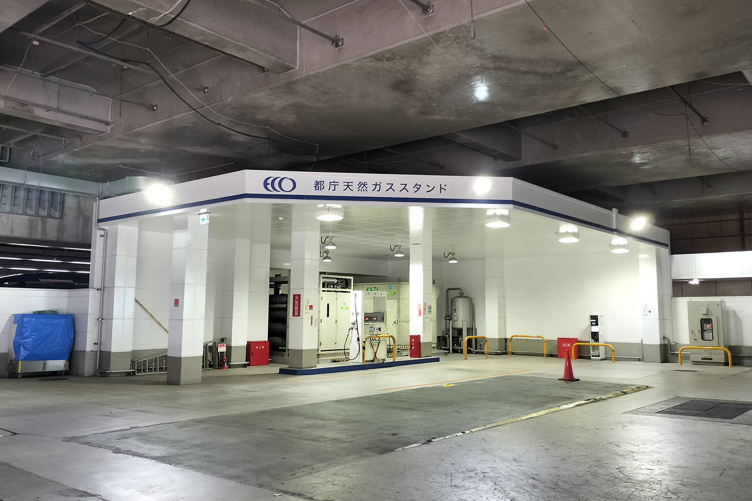 天然ガスなら燃やしても有害物質は少ない！　それでもバスやトラックのようにCNGの「乗用車」が登場しないワケ