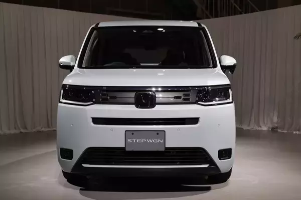 「ステップワゴンの復権なるか！　高評価しか聞こえてこない「新型ノア・ヴォク」に対する優位性を探った」の画像