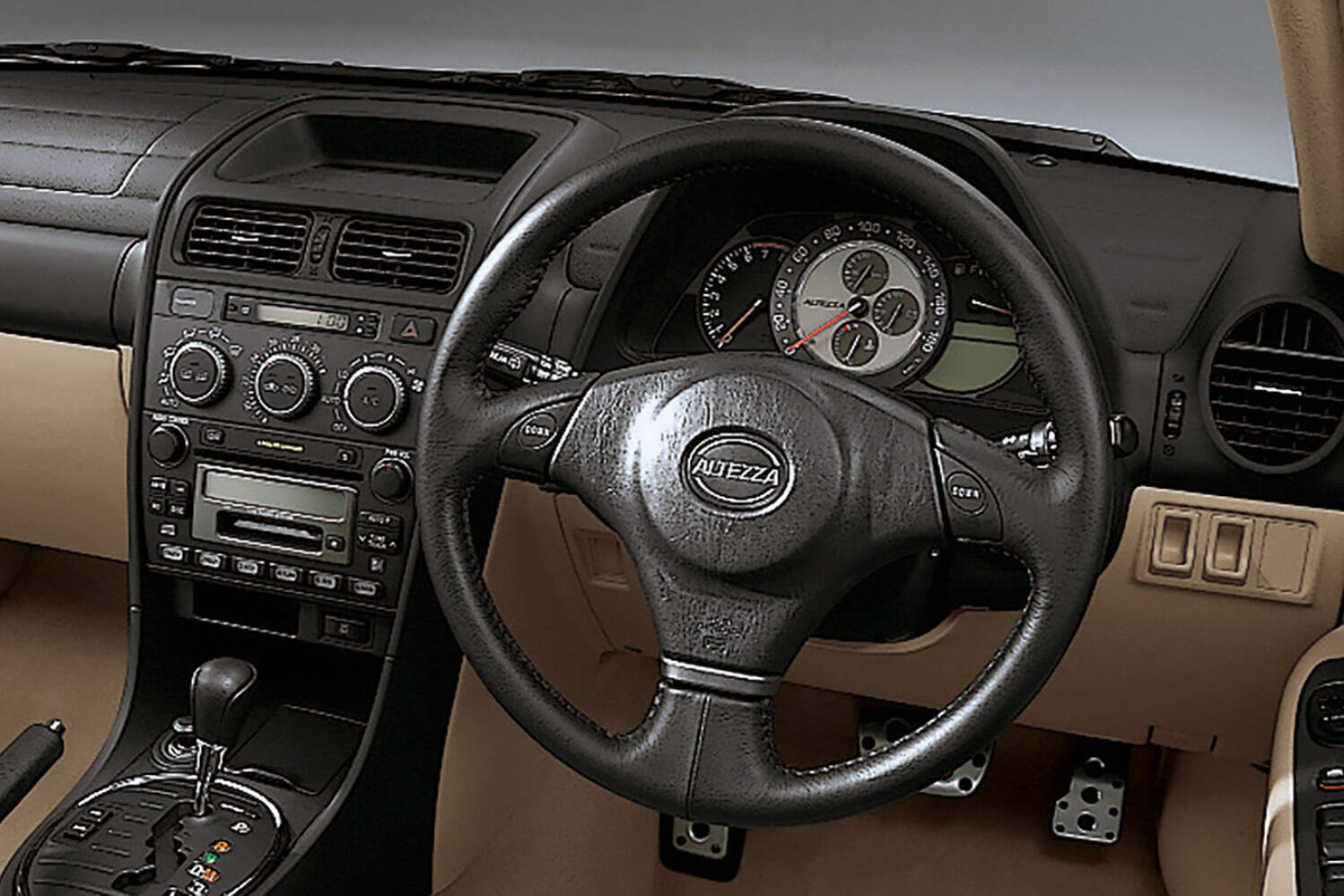 アナログ時代に衝撃の未来感に誰もがシビれた！　メーターを眺めるためだけに走りたくなる旧車３選