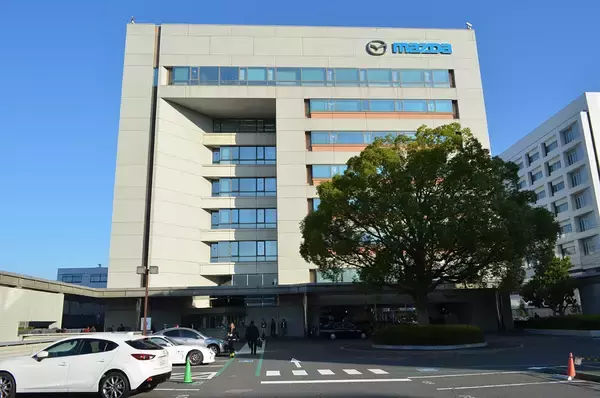 「群馬でスバルや広島でマツダは見かける率高し！　「地元のクルマは地元で応援」は海外でもある？」の画像
