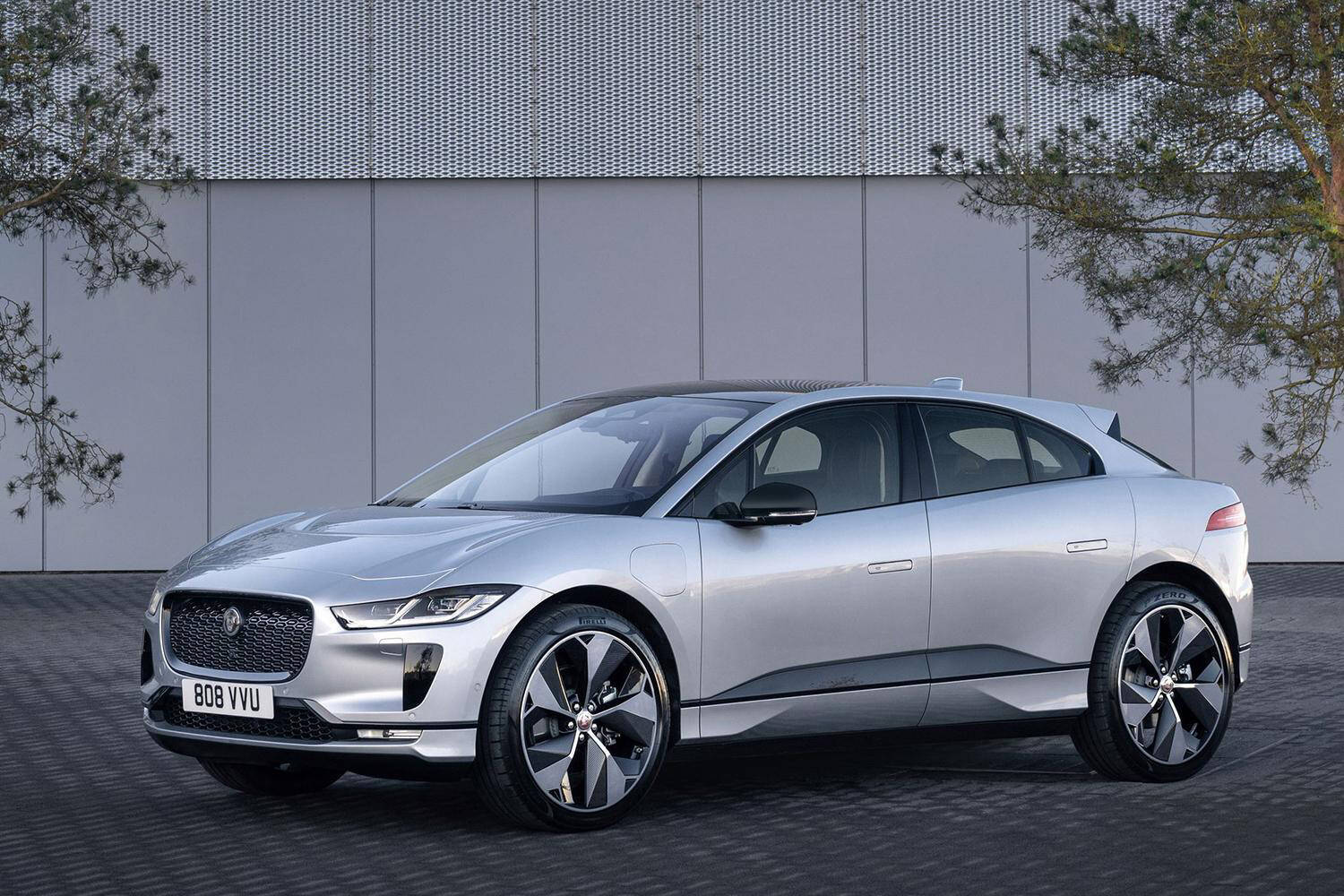 気がつけば選択肢多数の「EV」選びをスバッと解決！　５ジャンルで「１位」のクルマを決めた