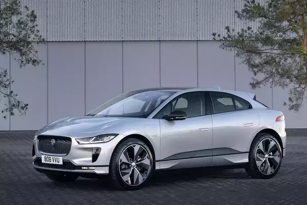 「気がつけば選択肢多数の「EV」選びをスバッと解決！　５ジャンルで「１位」のクルマを決めた」の画像