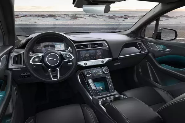 「気がつけば選択肢多数の「EV」選びをスバッと解決！　５ジャンルで「１位」のクルマを決めた」の画像