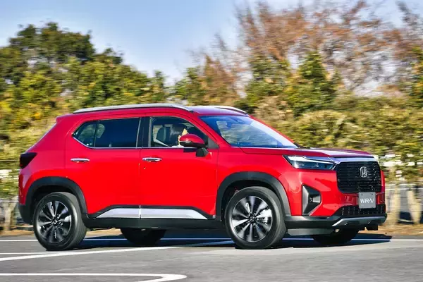 「12月の新車販売ランキングで登録車はトヨタ一強状態！　だがダイハツ不正の影響で「ルーミー」「ライズ」が今後厳しくなる可能性」の画像