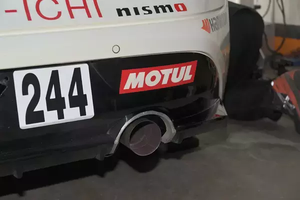 「市販車の「新型Ｚ」ファンなら無視できない存在！　スーパー耐久に参戦するNissan Z Racing Conceptはどんなクルマか関係者を直撃」の画像