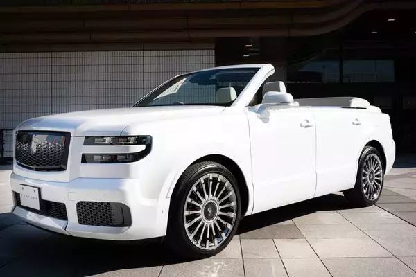 「センチュリーの発表会でチラッと映ったオープンカーの正体が判明！　日本相撲協会100周年を記念したパレードカーの新型センチュリー初公開」の画像