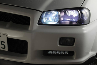 カウンタービームにプロビーム！　ただ明るくしているだけじゃない「トンネル内照明」の方式とその効果とは