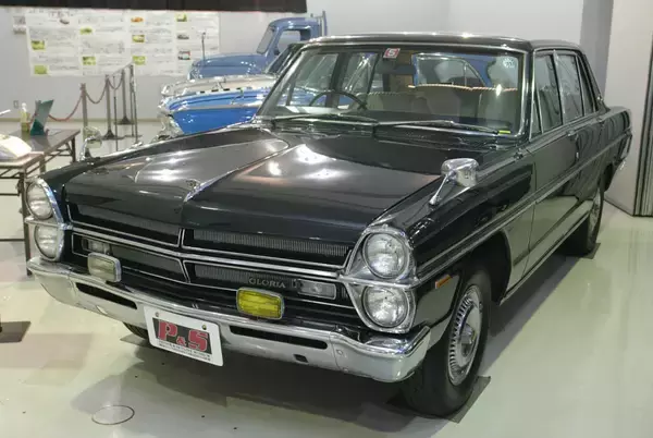 「ついに途絶える日産の高級セダンの系譜！　涙なしでは読めない「セドリック＆グロリア」から「シーマ＆フーガ」の歴史」の画像