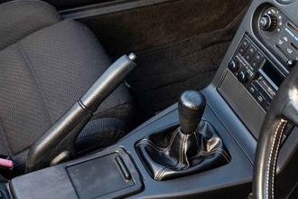 自動車メーカーが巨額の資金をつぎ込んで「最高」の状態に仕上げたクルマをわざわざ崩すって……一般人からしたら気が知れない！　自動車カスタムに手を出す人の心理とは